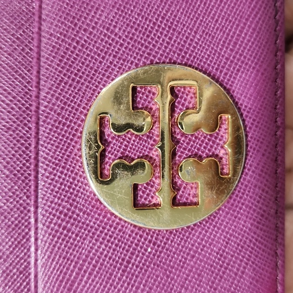 🔹️Tory Burch🔹️ Preloved Purple Card Holder (With Wear) - Picture 3 of 11